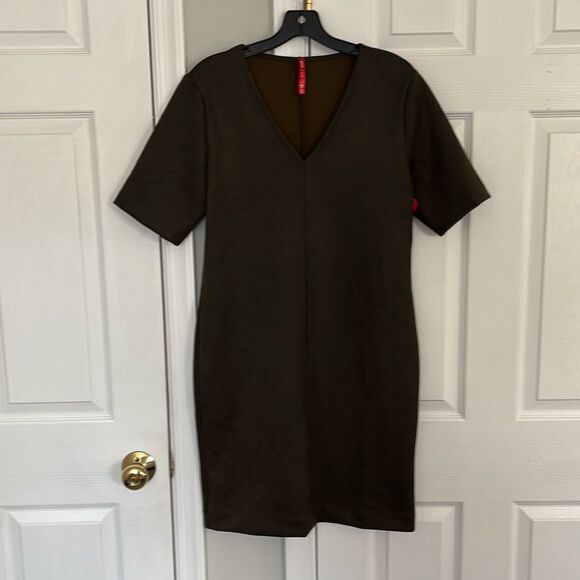 Spanx Faux Suede Column Dress in a utility green color size medium - Picture 1 of 5